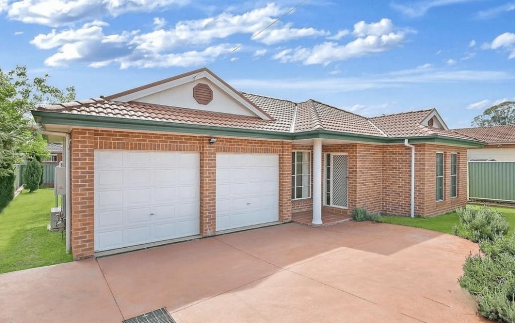 10a Barangaroo Rd, Toongabbie, NSW 2146