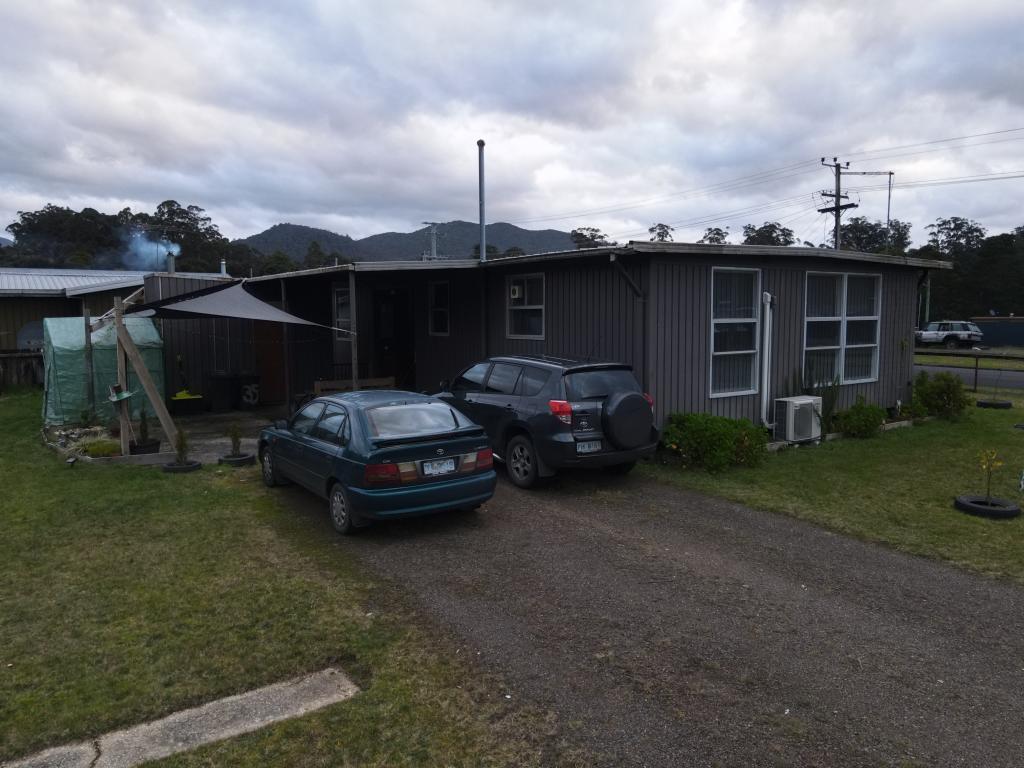 35 Baillieu St, Rosebery, TAS 7470