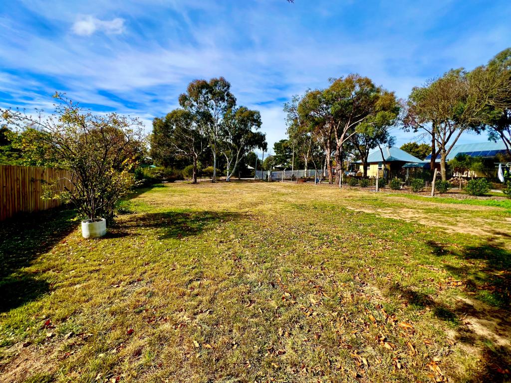 52 Morning St, Gundaroo, NSW 2620