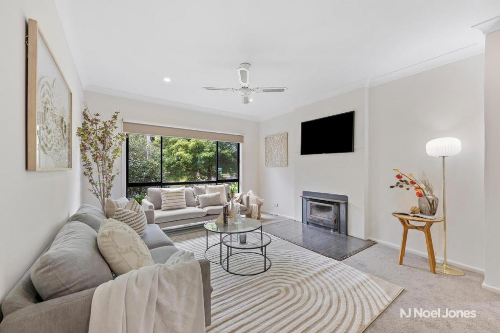 19 Mariana Ave, Croydon South, VIC 3136