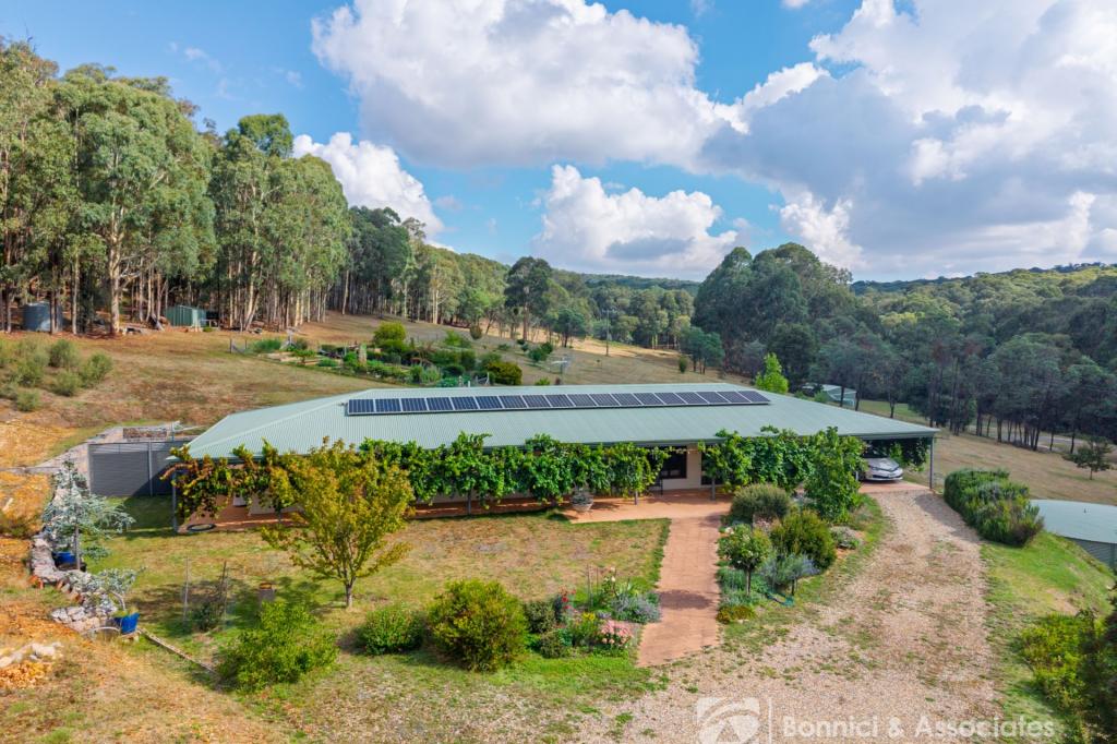 170 Old Stanley Rd, Beechworth, VIC 3747