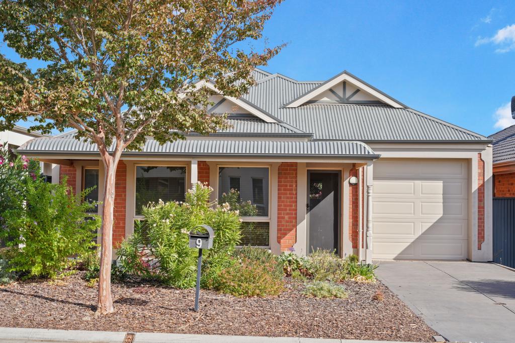 9 Minto St, Blakeview, SA 5114