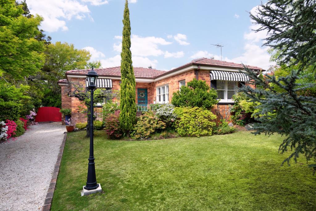 14 Forster Rd, Katoomba, NSW 2780