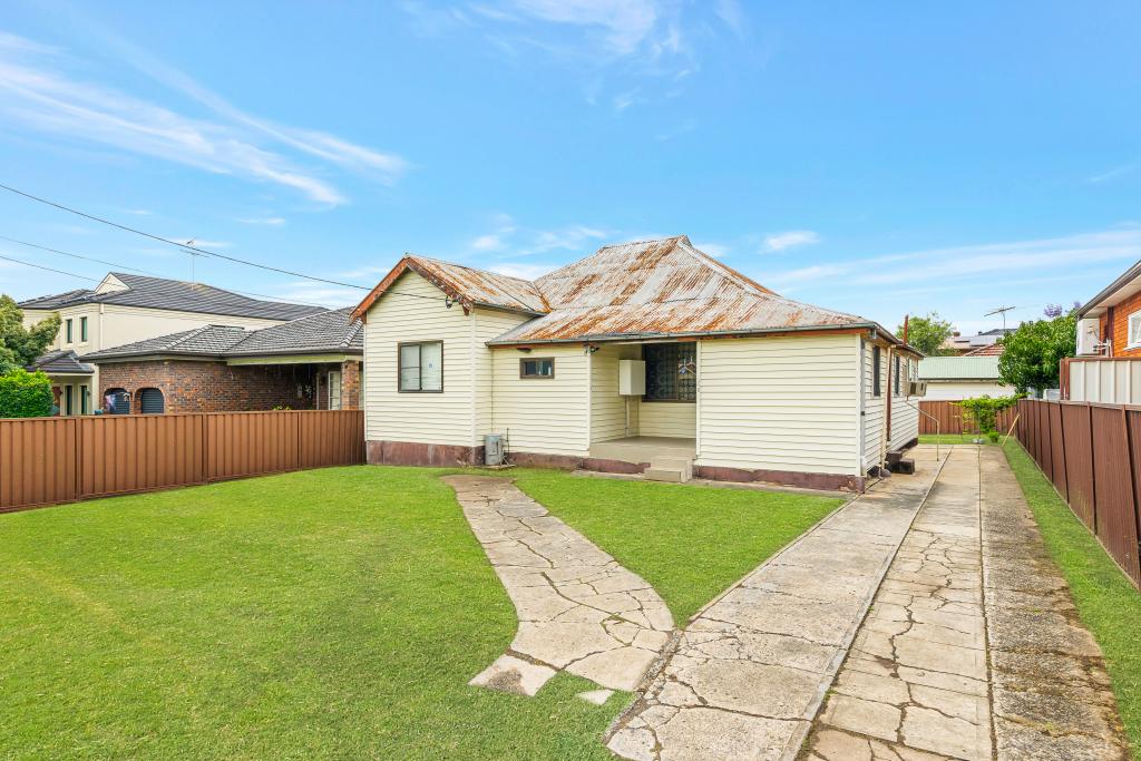 10 Granville St, Fairfield Heights, NSW 2165