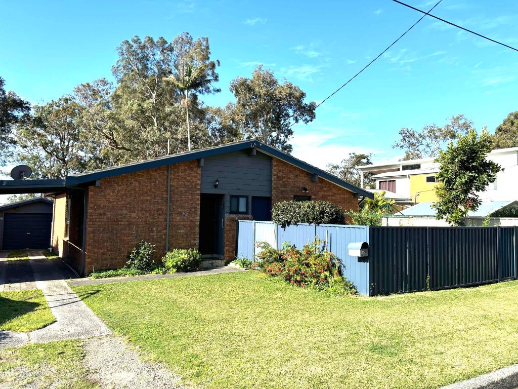 63 Kullaroo Rd, Summerland Point, NSW 2259