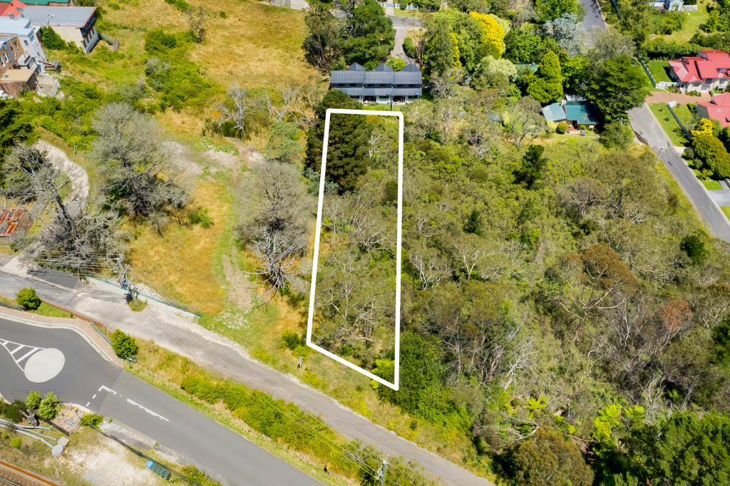 74 Railway Pde, Leura, NSW 2780