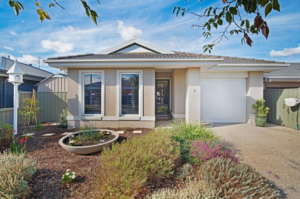 3 Bellington Dr, Alfredton, VIC 3350