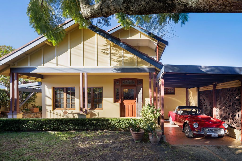 102 Ingham Ave, Five Dock, NSW 2046