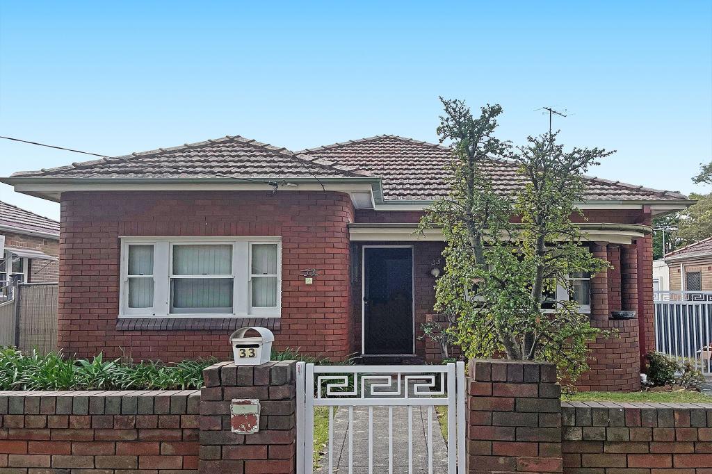 33 Lawn Ave, Clemton Park, NSW 2206