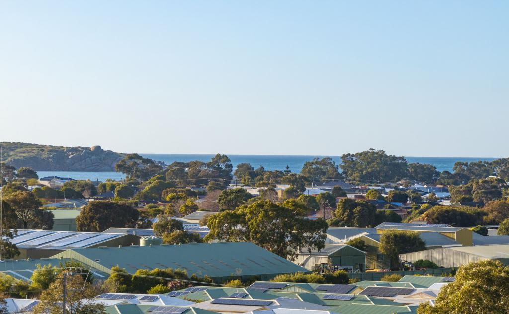 7 Rymill Ave, Encounter Bay, SA 5211