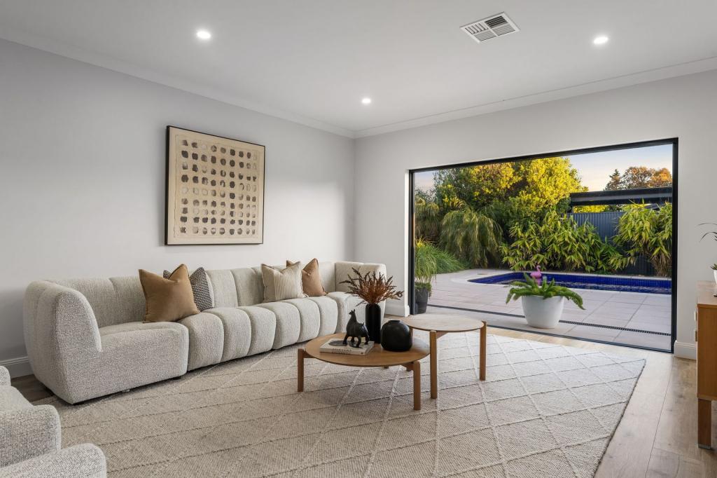 32 Helmsdale Ave, Glengowrie, SA 5044