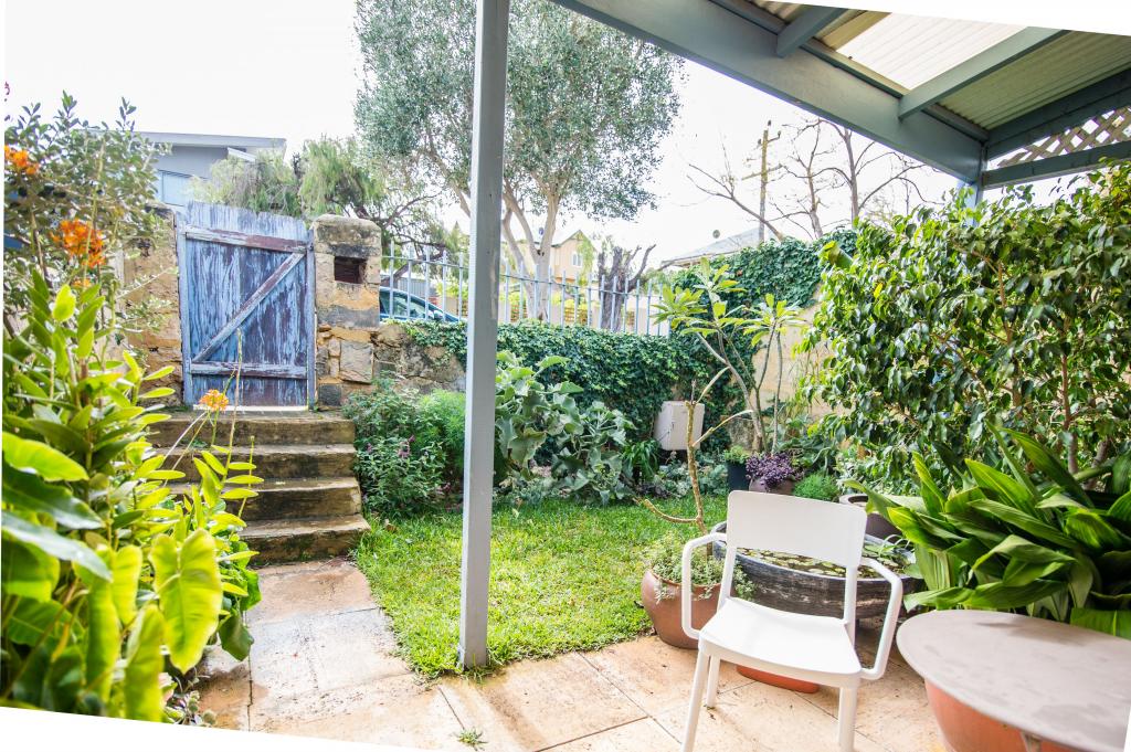 33a King William St, South Fremantle, WA 6162