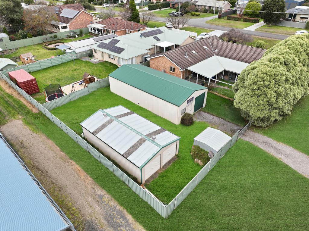 80 Bowral St, Welby, NSW 2575