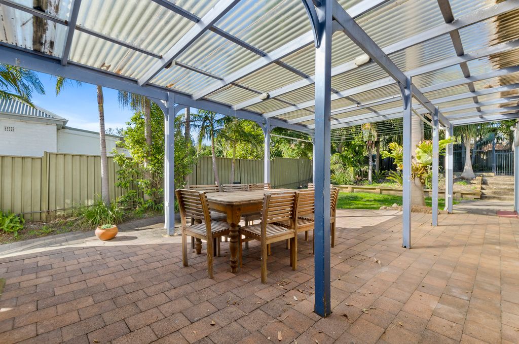 8 Oceana Pde, Austinmer, NSW 2515
