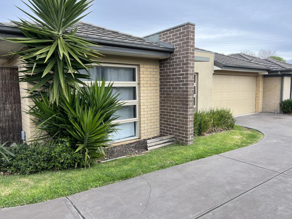 22/110 Bungower Rd, Mornington, VIC 3931