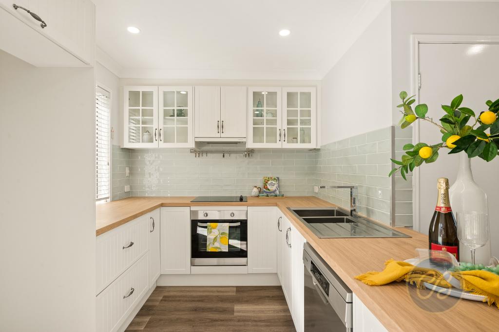 6/7 Chapman Ct, Albany Creek, QLD 4035