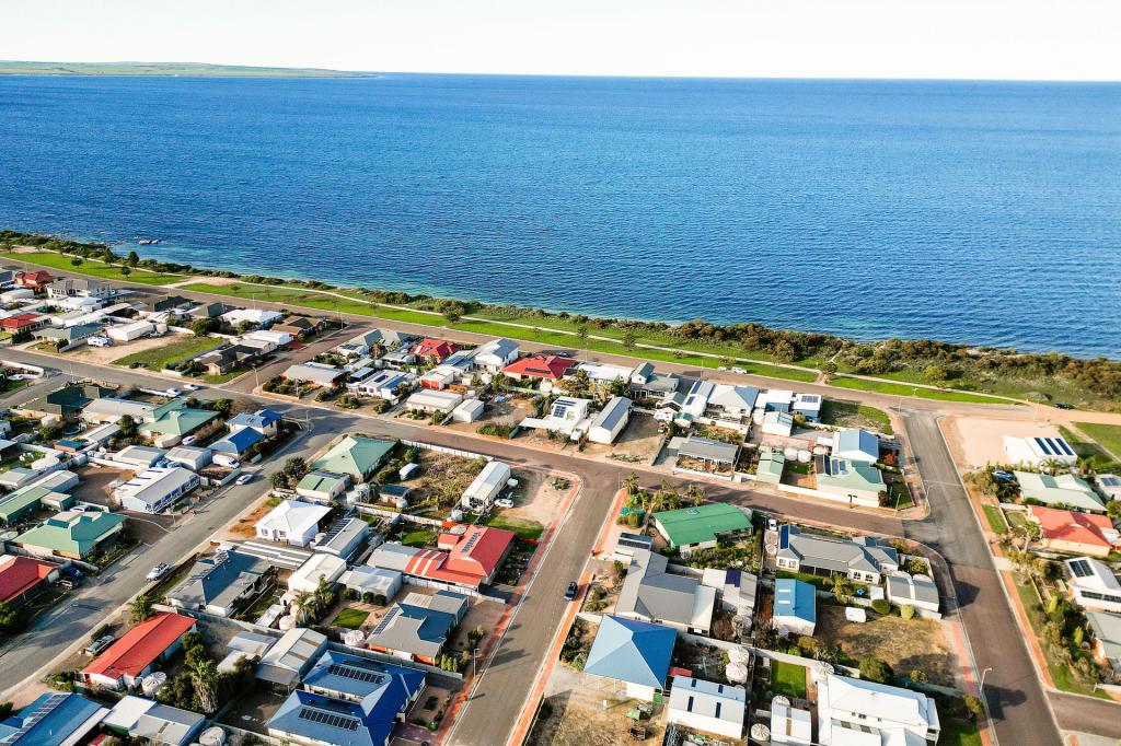 43 LAKIN CRES, TUMBY BAY, SA 5605