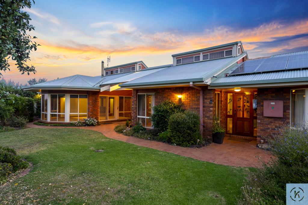 60-62 Hannah St, Tocumwal, NSW 2714