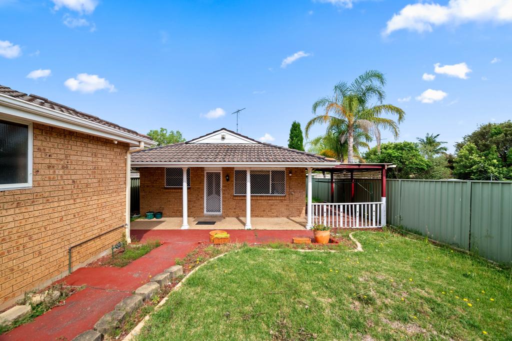 6/209 HARROW RD, GLENFIELD, NSW 2167