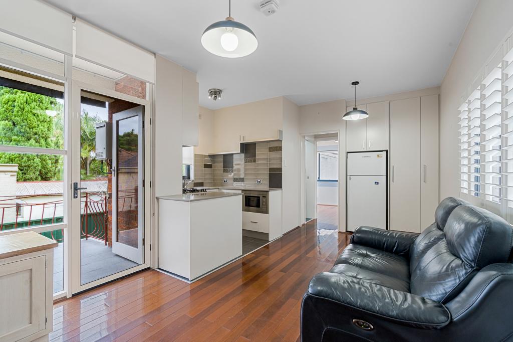 8/1A ROBERT ST, ASHFIELD, NSW 2131