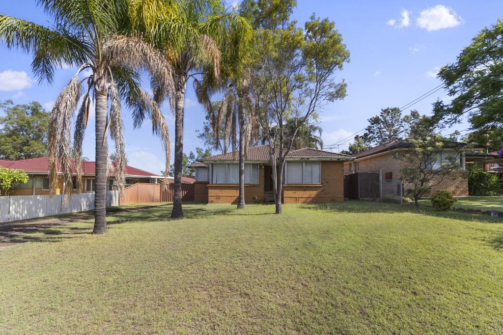 4 Outlook Ave, Emu Heights, NSW 2750