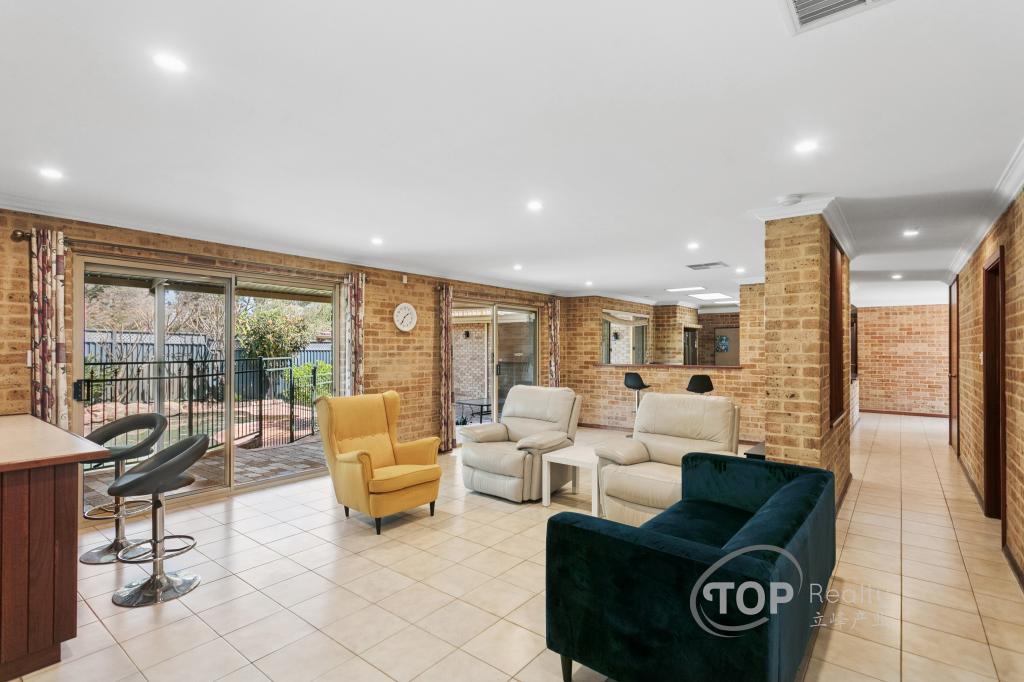 24 Pellew Gdns, Willetton, WA 6155