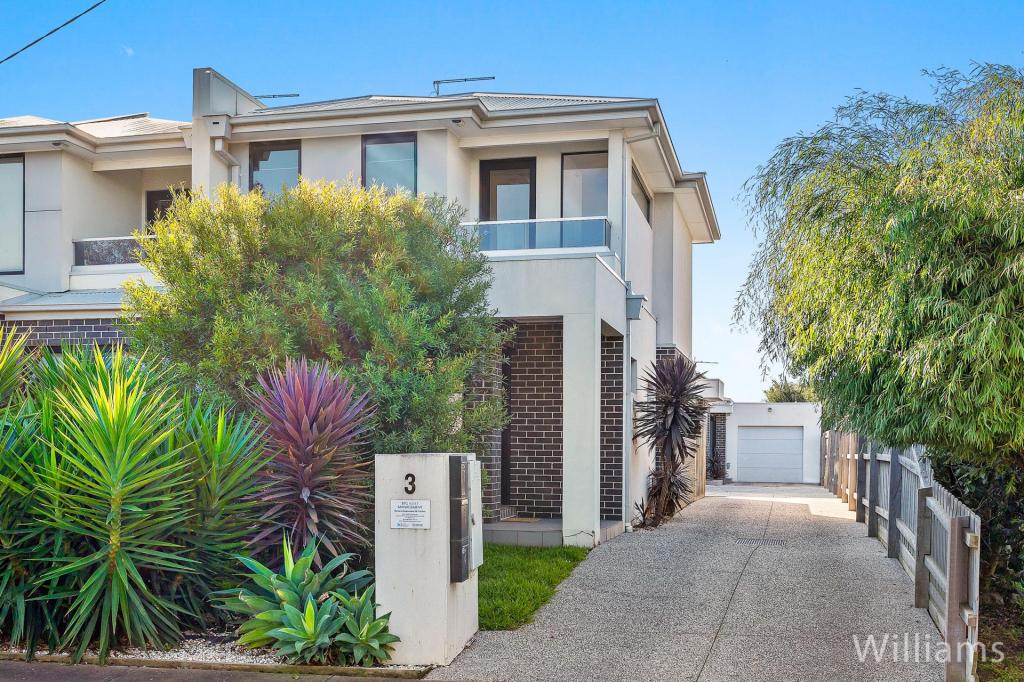 2/3 Railway Pde, Newport, VIC 3015
