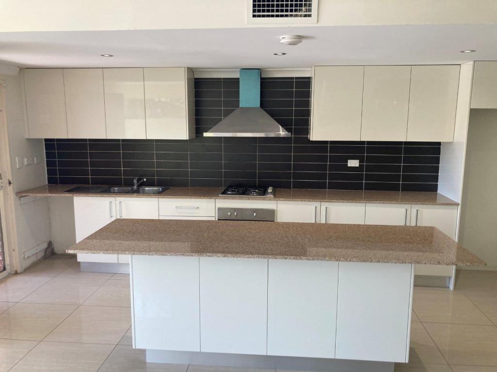 2/110 George St, South Hurstville, NSW 2221