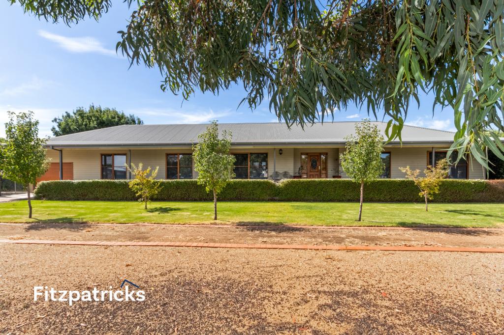 25 Drummond St, Lockhart, NSW 2656