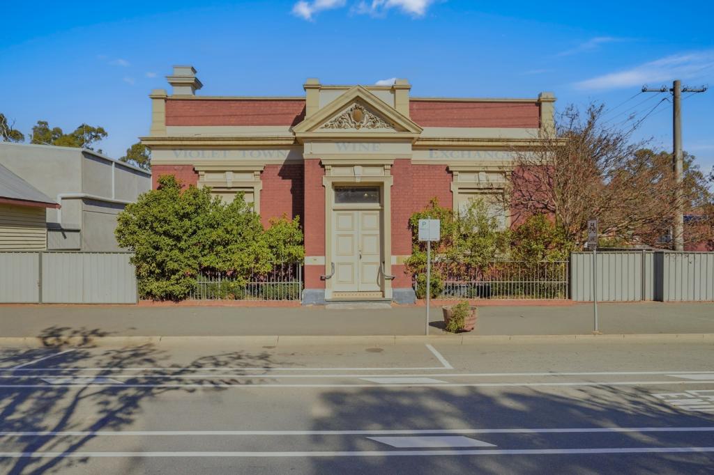 30 Cowslip St, Violet Town, VIC 3669