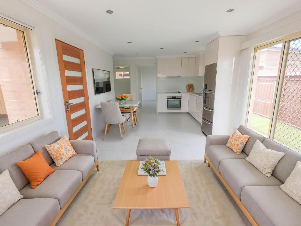 66a Kingfisher Ave, Bossley Park, NSW 2176