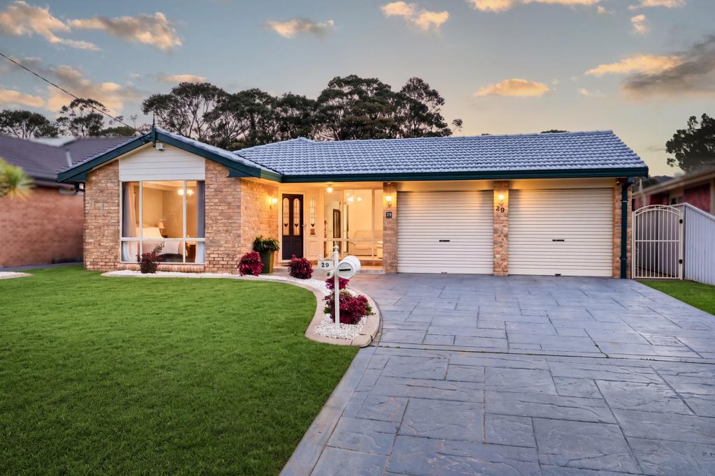 29 Sir Joseph Banks Dr, Bateau Bay, NSW 2261