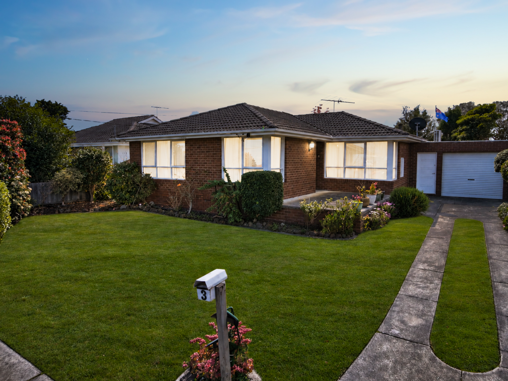3 Martin St, Springvale South, VIC 3172