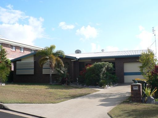 30 Scallop St, Tannum Sands, QLD 4680