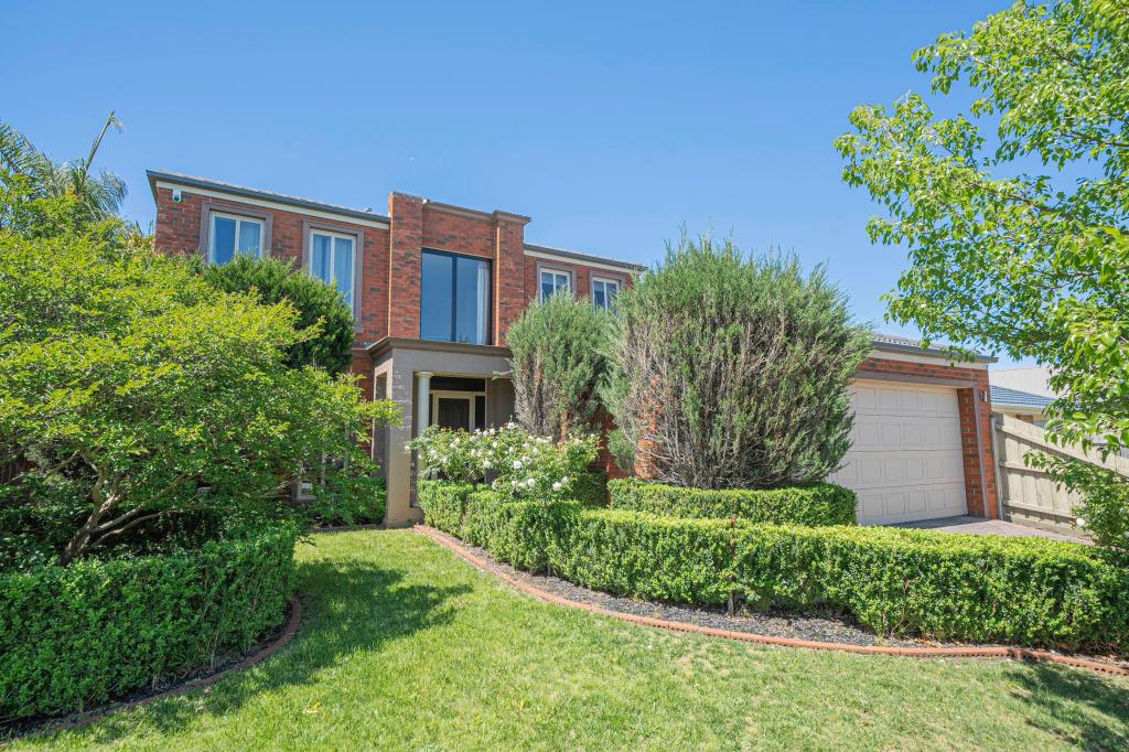 10 Lowanna St, Berwick, VIC 3806