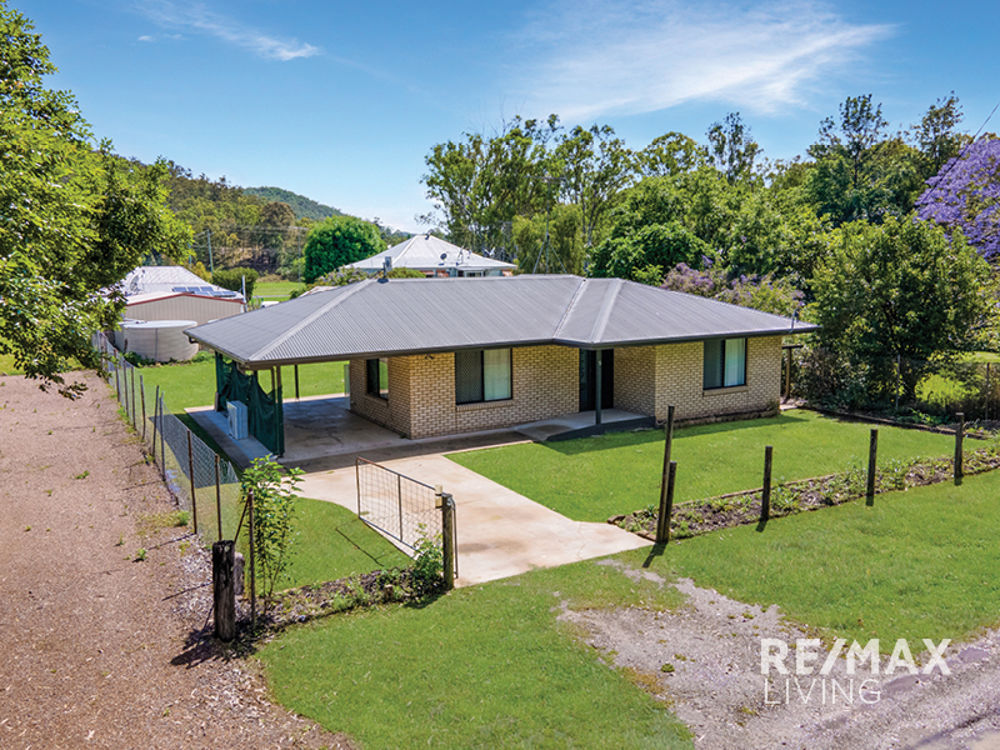 5 Burrows St, Moore, QLD 4314