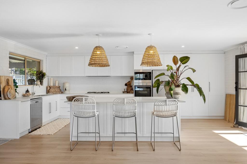 9 BELOWRA CL, ULLADULLA, NSW 2539