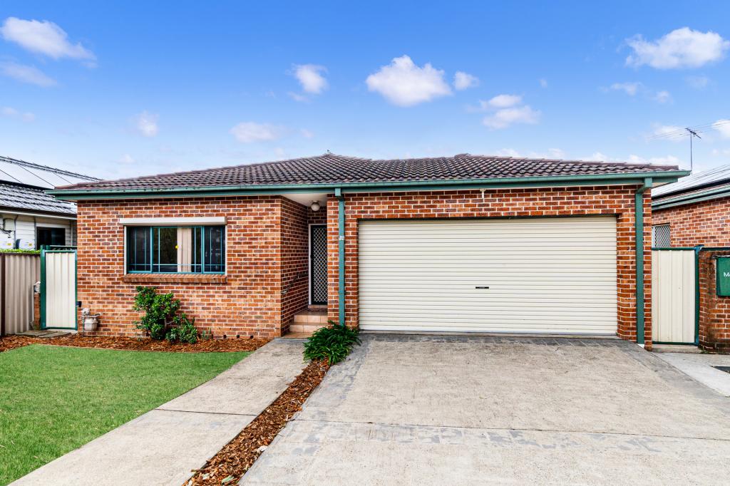 18 BARANGAROO RD, TOONGABBIE, NSW 2146