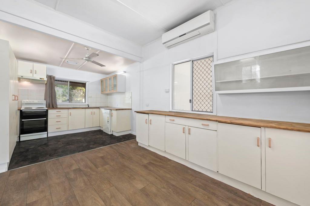 9 Edward St, Chinchilla, QLD 4413