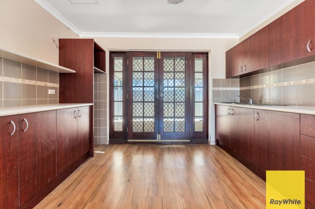 22 Foxton St, Maddington, WA 6109