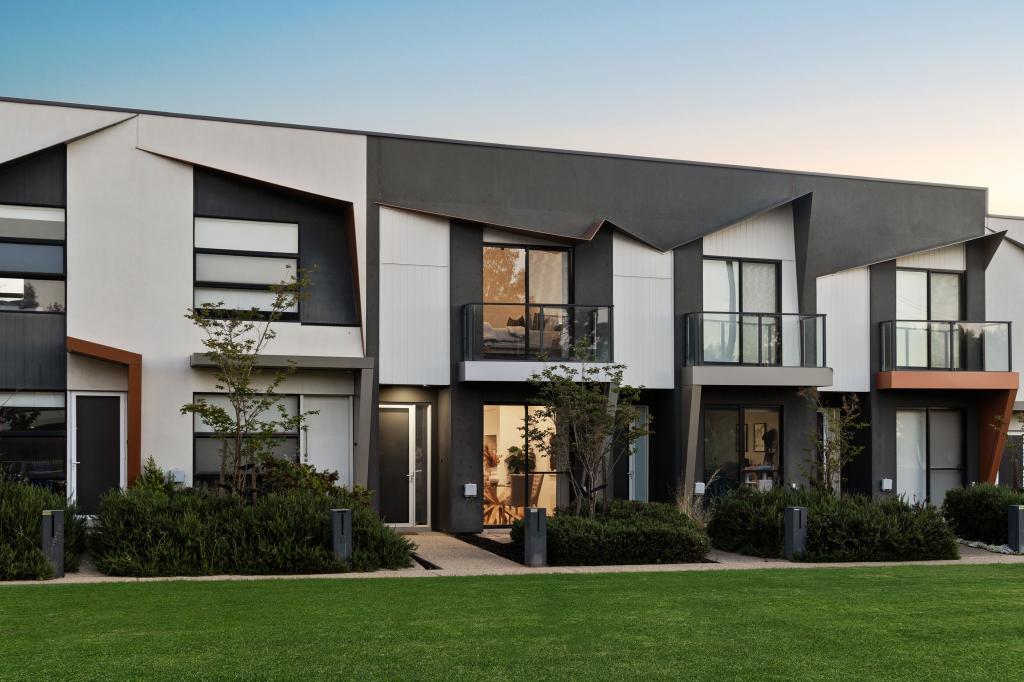31 O'Neil Lane, St Clair, SA 5011