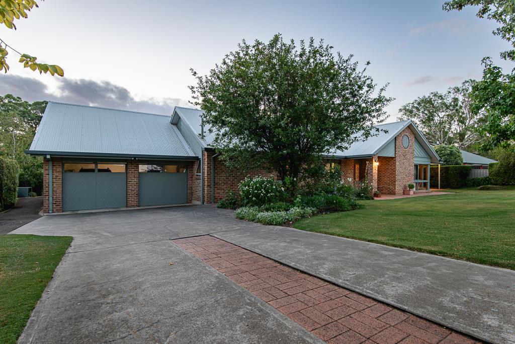 2 Dartmoor Cl, Naracoorte, SA 5271