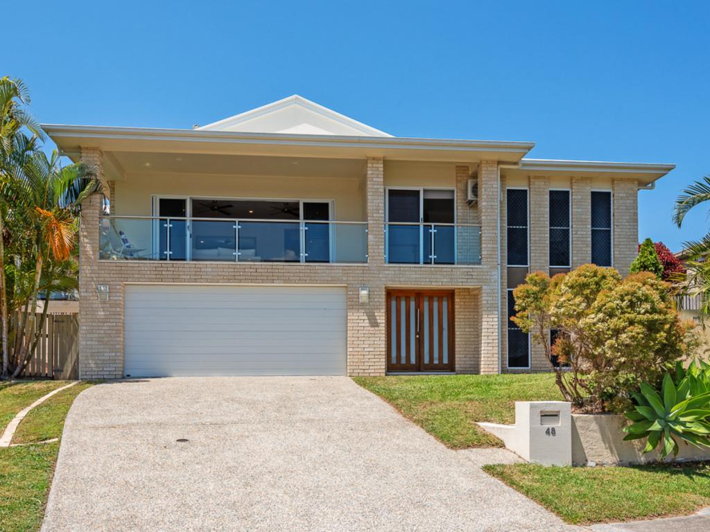 48 Hawkesbury Ave, Pacific Pines, QLD 4211