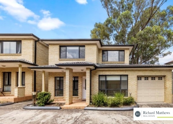 8/105 Bellevue Ave, Georges Hall, NSW 2198