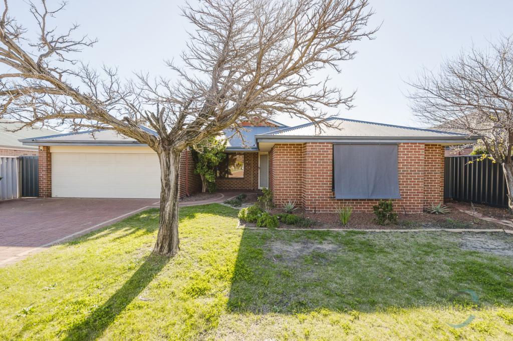 7 Nandat Rd, Forrestfield, WA 6058