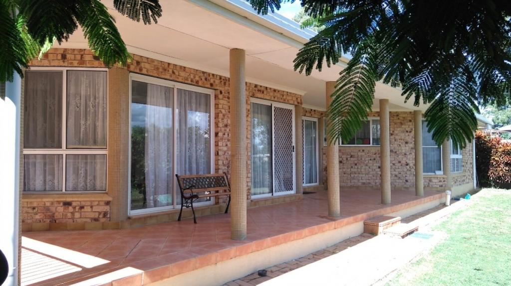 128 Palm Beach Rd, Russell Island, QLD 4184