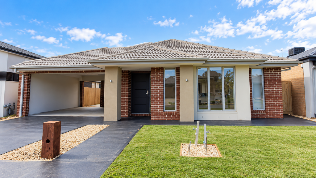 8 Cedar St, Aintree, VIC 3336