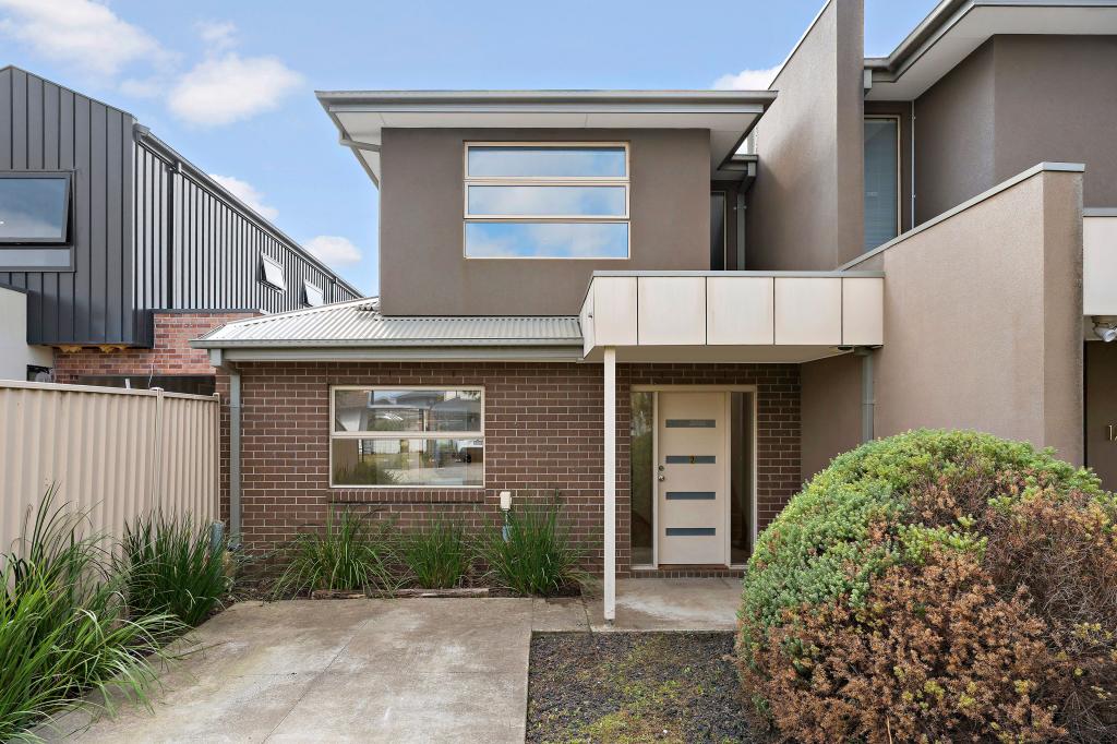 2/2 Lily St, Braybrook, VIC 3019