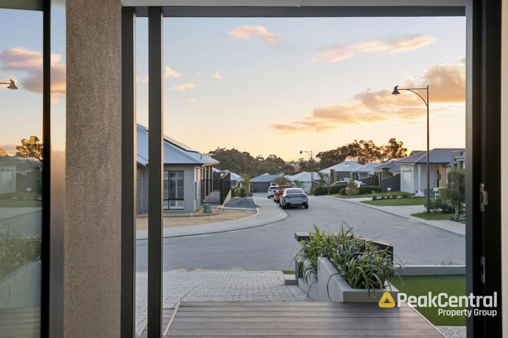 16 PETROICA TCE, BEELIAR, WA 6164