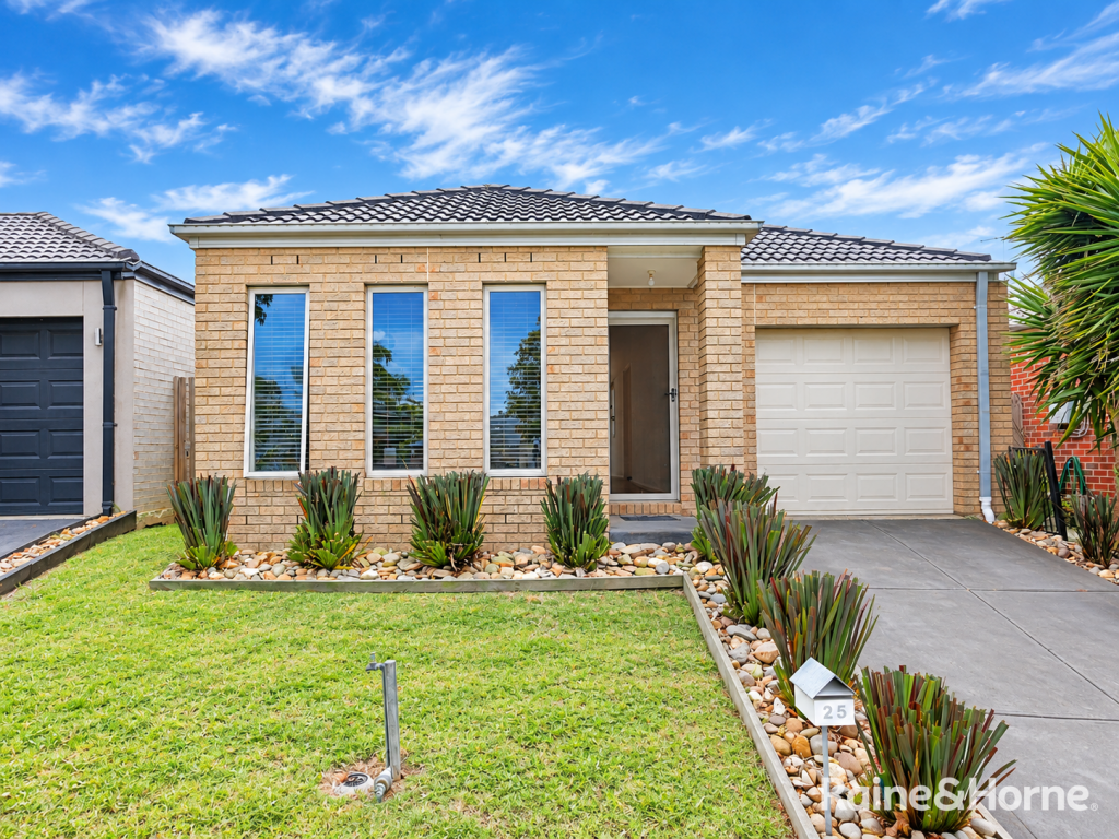 25 Discovery Cl, Craigieburn, VIC 3064